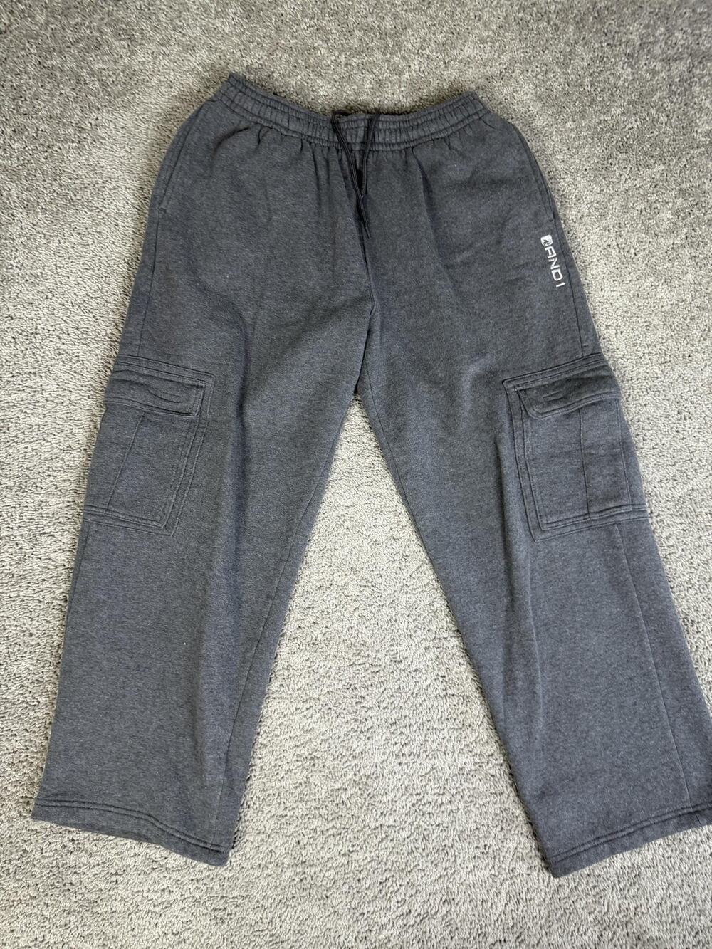 AND1 Sweatpants Mens M Gray Cargo Pockets pants Fleece Elastic Waist Drawstring